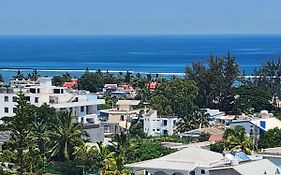 Seaview Luxury Appartment