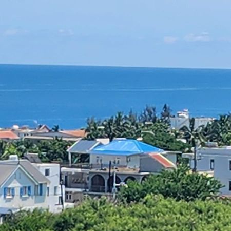 Seaview Luxury Appartment Flic-en-Flacq Extérieur photo