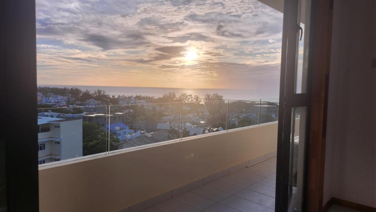 Seaview Luxury Appartment Flic-en-Flacq Extérieur photo